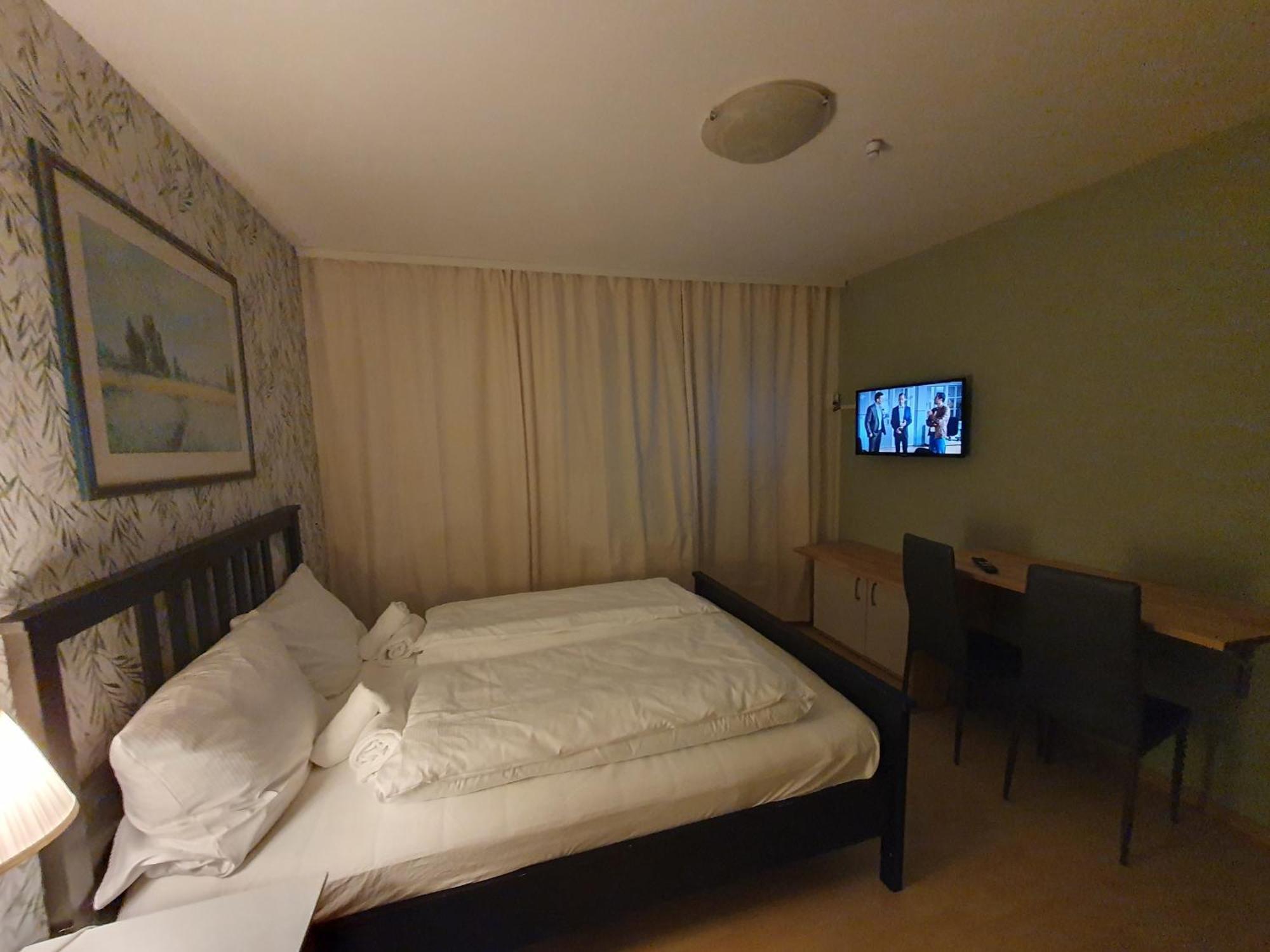 Citypark Hotel Köln Ngoại thất bức ảnh